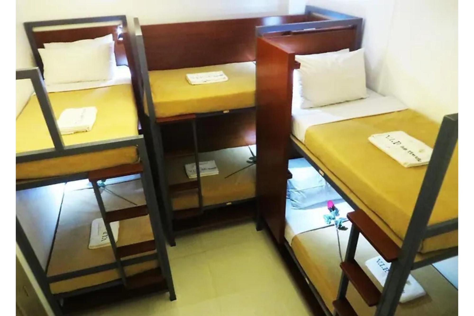 Townhouse Oak Vip Suites, Near Pnr Pasay Evangelista, Makati Manila Makati City Exterior photo