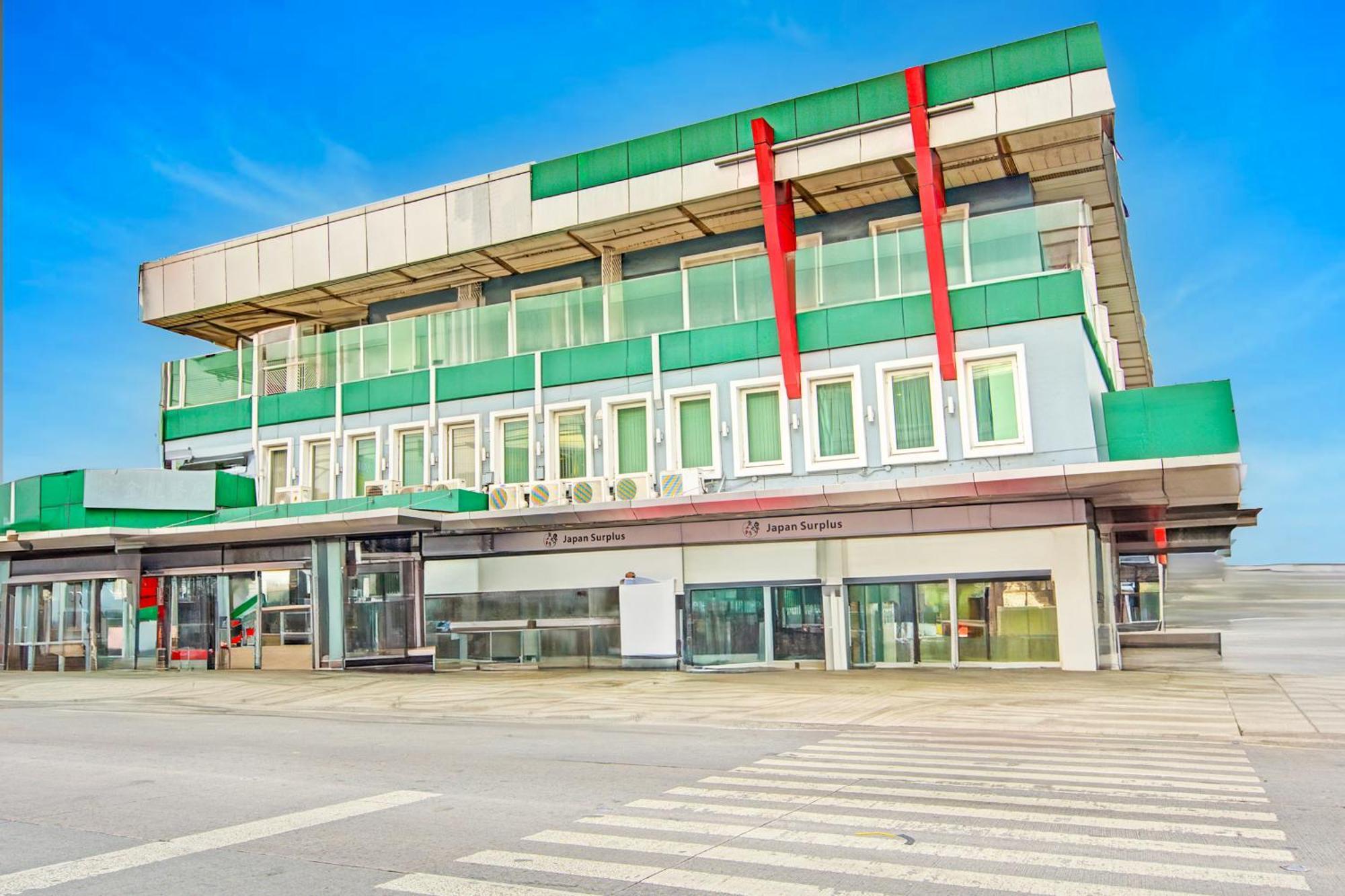 Townhouse Oak Vip Suites, Near Pnr Pasay Evangelista, Makati Manila Makati City Exterior photo